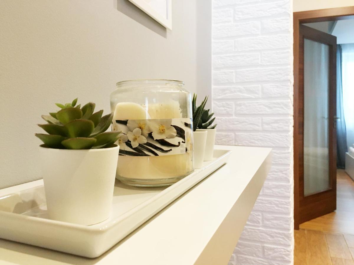 2Br Apt With Free Garage Parking, Close To The Historic Centre Bratislava Dış mekan fotoğraf