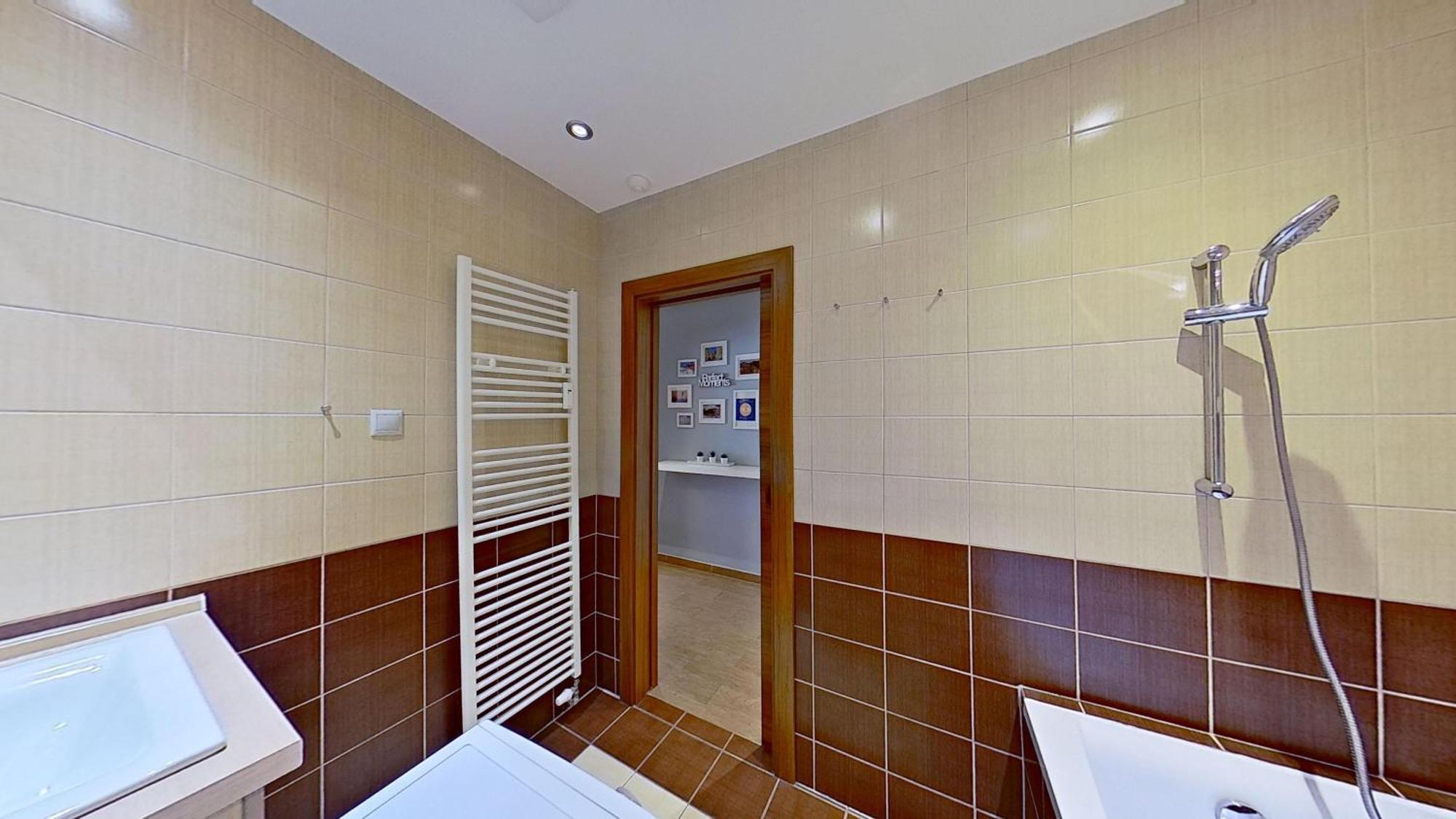 2Br Apt With Free Garage Parking, Close To The Historic Centre Bratislava Dış mekan fotoğraf