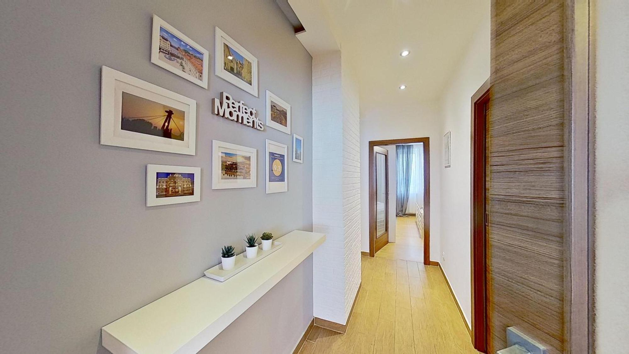 2Br Apt With Free Garage Parking, Close To The Historic Centre Bratislava Dış mekan fotoğraf