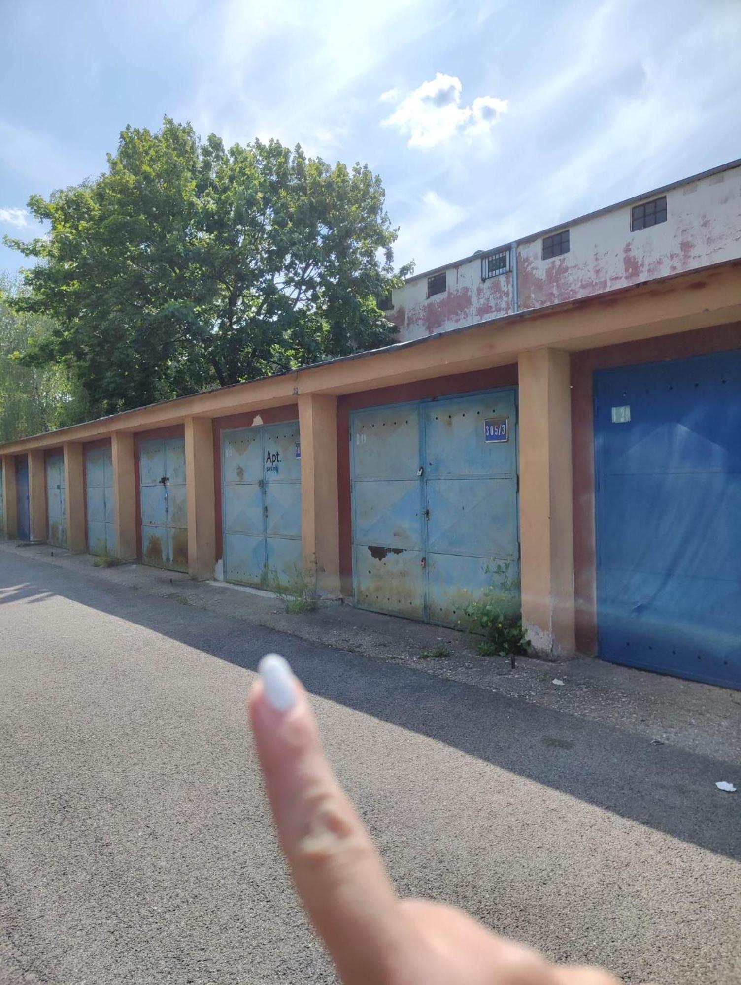 2Br Apt With Free Garage Parking, Close To The Historic Centre Bratislava Dış mekan fotoğraf